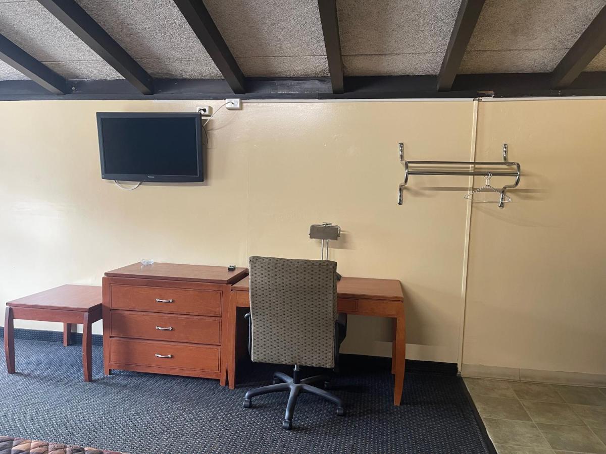 Budget Inn - Madison Dış mekan fotoğraf